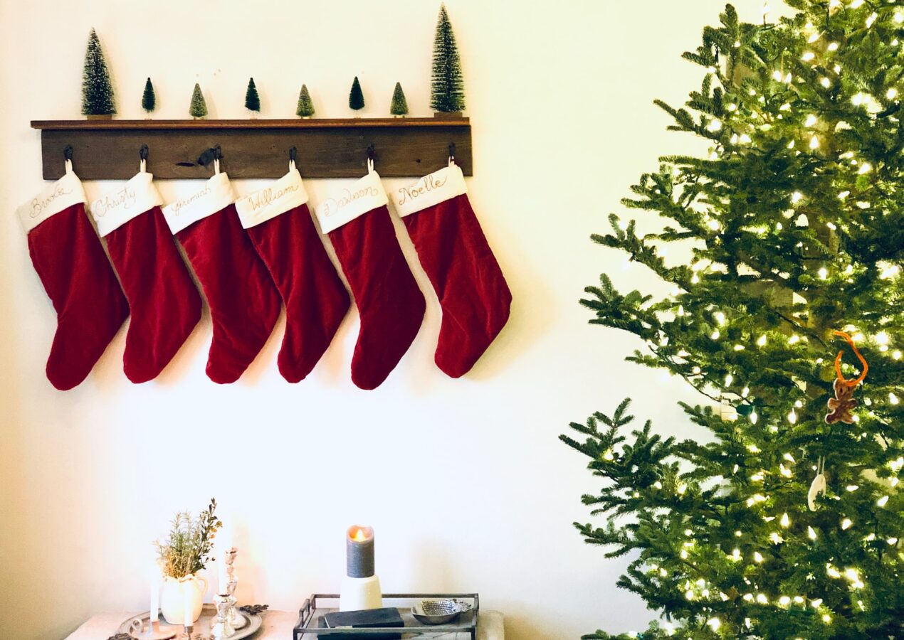 The Best Affordable Stocking Stuffers for Her – All under $10